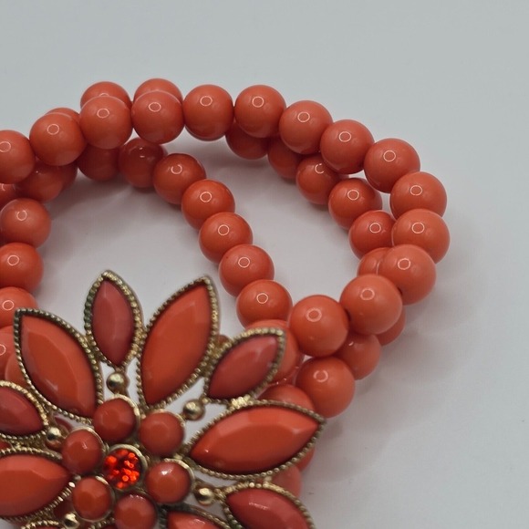 Vintage 2 Strand Plastic Beaded Bracelet Coral Stretch Flower Jewelry Boho Bloom - Picture 2 of 9